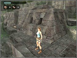 Skieruj się w prawo na dach świątyni, zbierz leżącą opodal małą apteczkę - 04. Zaginiona Dolina (3) | Peru w Tomb Raider Anniversary - Tomb Raider: Anniversary - poradnik do gry