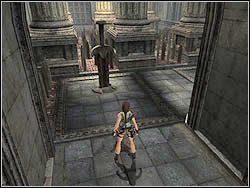 Po szczęśliwym przebrnięciu przez pole pełne ostrzy nie trać czujności - 06. Świątynia św. Franciszka (5) | Grecja w Tomb Raider Anniversary - Tomb Raider: Anniversary - poradnik do gry