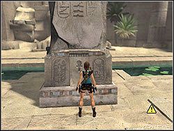 Po walce podejdź do kolumny - znajdują się w niej specjalne otwory, do których idealnie pasują zabrane przez ciebie z obelisku przedmioty - 11. Obelisk Khamoon (4 | Egipt w Tomb Raider Anniversary - Tomb Raider: Anniversary - poradnik do gry