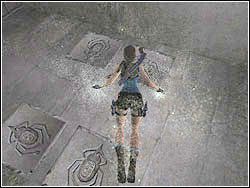 Płyty ze skarabeuszami owszem, są, ale zatopione na niższym poziomie - 12. Sanktuarium Dziecięcia (5) | Egipt w Tomb Raider Anniversary - Tomb Raider: Anniversary - poradnik do gry