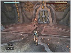 W drugim etapie Natla ostrzeliwuję cię kulami z ziemi - 15. Ostateczne starcie (2) | Zaginione Miasto w Tomb Raider Anniversary - Tomb Raider: Anniversary - poradnik do gry