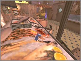 Ze skrzyń przeskocz w lewo, na poziom wyżej #1 i przejdź po kolejną gwiazdkę - The City Market (3) | Solucja Ratatuj - Ratatuj - poradnik do gry