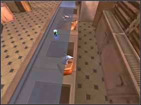 Zeskocz w dół i udaj się do wózka widłowego po drodze zabierając gwiazdkę #1 - The City Market (3) | Solucja Ratatuj - Ratatuj - poradnik do gry