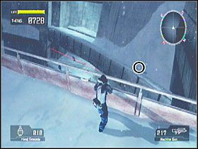 Gdy wejdziesz na wielopoziomową platformę w środku bazy wroga, zerknij na prawą stronę - Misja 7 - Tarcze | Tarcze w Lost Planet Extreme Condition - Lost Planet: Extreme Condition - PC - poradnik do gry