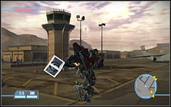 Sumo: obok wieży stojącej na The Aircraft Depot - A Gathering Force - Dodatkowe zadania | Kampania Deceptikonów - Transformers: The Game - poradnik do gry