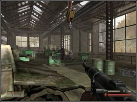 Jak tylko wejdziemy do hangaru, zrobi się niezły bajzel - Misja 3 - Tygrysy we mgle - cz. 2 | Mortyr III Akcje Dywersyjne - Mortyr III: Akcje Dywersyjne - poradnik do gry