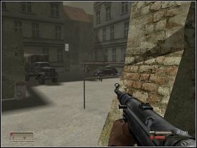 Eliminujemy kolejnych kilku wrogów, mijamy trzepak i powolutku zbliżamy się do kryjówki partyzantów - Misja 4 - Wyłamania i włamania - cz. 1 | Mortyr III Akcje Dywersyjne - Mortyr III: Akcje Dywersyjne - poradnik do gry