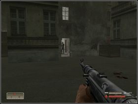 Wchodzimy na górę i słuchamy, co ma nam do powiedzenia dowódca - Misja 4 - Wyłamania i włamania - cz. 2 | Mortyr III Akcje Dywersyjne - Mortyr III: Akcje Dywersyjne - poradnik do gry