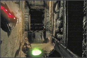 Wspinamy się jeszcze wyżej, eliminujemy wrogów i przechodzimy przez drzwi - Rozdział II - Wioska, Kanały | The Darkness - The Darkness - poradnik do gry