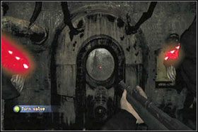 Wracamy do rozgałęzienia, a stamtąd przechodzimy przez drzwi prowadzące do głównej komory - Rozdział II - Wioska, Kanały | The Darkness - The Darkness - poradnik do gry