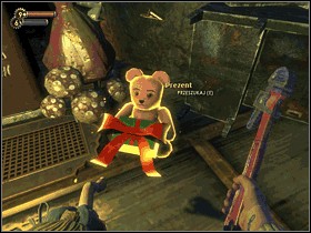 UWAGA: Jeśli decydujesz się na ratowanie dziewczynek, po ocaleniu każdej trójki dostaniesz nagrodę od doktor Tenenbaum - Siostrzyczki i Tatuśkowie (SPOILERY!) | Podstawy BioShock - BioShock - poradnik do gry