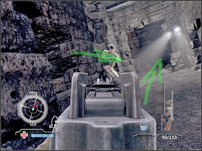 Musisz tu zachować szczególną ostrożność, gdyż na północ od Twojej pozycji znajdują się przeciwnicy - Destroy Ammo Cache (cz.1) | Operation Avalanche w Medal of Honor Airborne - Medal of Honor: Airborne - poradnik do gry