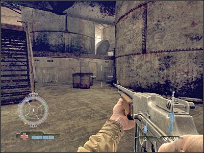 Po zabiciu wszystkich wrogich żołnierzy skieruj się w stronę charakterystycznej bramy - Clear and Secure Entrance to Rail Yard | Operation Varsity | Airborne - Medal of Honor: Airborne - poradnik do gry