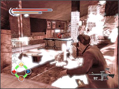 Jeśli chcesz skutecznie pozbyć się dalej rozstawionych wrogów, możesz zacząć strzelać w znajdujące się przy suficie lampy - Zakarovs Penthouse (6) | Rozdział 4 Stranglehold - Stranglehold - poradnik do gry