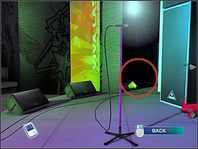 Znajdziesz się w ciemnym miejscu sceny, aczkolwiek powinieneś tu zauważyć kilka ważnych obiektów - Shock Rock (1) | Śledztwo 3 | CSI Kryminalne Zagadki Las Vegas - CSI: Kryminalne Zagadki Las Vegas: Niezbite dowody - poradnik do gry