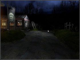 Wróć do pokoju nr 2 po komórkę, następnie idź drogą obok placu zabaw (gdy ciemno, użyj lampy) - Opis przejścia cz.4 | Barrow Hill Klątwa Kamiennego Kręgu - Barrow Hill: Klątwa Kamiennego Kręgu - poradnik do gry