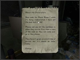 Poczytaj ulotki z biurka, a z szuflady po lewej zabierz baterie oraz czyste kartki papieru - Opis przejścia cz.7 | Barrow Hill Klątwa Kamiennego Kręgu - Barrow Hill: Klątwa Kamiennego Kręgu - poradnik do gry