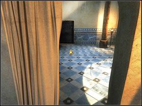 Drzwi na wprost są zamknięte więc musisz udać się po schodach na górę - Akkads Workshop #1 | Alexandria | Kleopatra Droga do tronu - Kleopatra: Droga do tronu - poradnik do gry