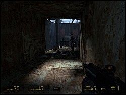 Idź przed siebie, aż dojdziesz do dziedzińca, nad którym lata śmigłowiec - [Solucja] Podróż w wielkim stylu cz.3 | Half-Life 2 Episode Two - Half-Life 2: Episode Two - poradnik do gry