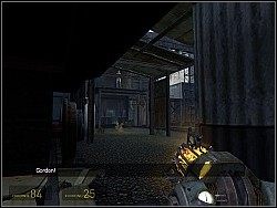 Śmigłowiec zrzuca bomby, które wybuchają po kilku sekundach - [Solucja] Podróż w wielkim stylu cz.3 | Half-Life 2 Episode Two - Half-Life 2: Episode Two - poradnik do gry