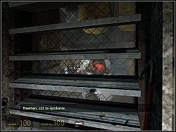 Przejdź przez drzwi, które wskaże ci naukowiec - [Solucja] Nasz wspólny przyjaciel cz.1 | Half-Life 2 Episode Two - Half-Life 2: Episode Two - poradnik do gry