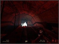 Dotrzesz do pomieszczenia z zapasami - [Solucja] Nasz wspólny przyjaciel cz.2 | Half-Life 2 Episode Two - Half-Life 2: Episode Two - poradnik do gry