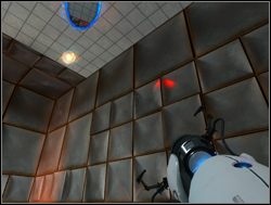 Strzel prosto w oznaczony światłem punkt na suficie, tworząc niebieski portal, przez który przeleci kula i uruchomi mechanizm na podłodze - Pomieszczenie testowe nr 06 | Portal - Portal - poradnik do gry