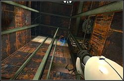 Uważaj na nie - szybko przeskocz na jasną platformę po lewej stronie - Pomieszczenie testowe nr 19 (cz.2) | Portal - Portal - poradnik do gry