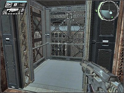 Ostrożnie otwórz drzwi i pozbaw życia widocznego przeciwnika - Etap 7 - Getaway cz.4 | TimeShift - TimeShift - poradnik do gry