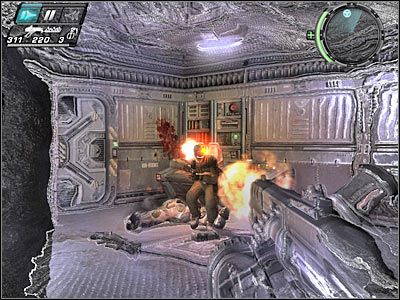 Po otwarciu nowych drzwi znajdziesz się w pomieszczeniu z reaktorem - Etap 17 - Sabotage cz.3 | TimeShift - TimeShift - poradnik do gry