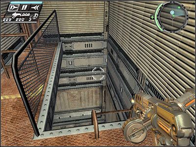 Możesz już skierować się do przedstawionych na screenie drzwi, tych samych, z których korzystali wrogowie - Etap 21 - The Wind Tunnel cz.3 | TimeShift - TimeShift - poradnik do gry