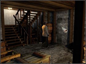 Wyjdź z hotelu i udaj się do zamkniętego pubu - [Act 2] August 24th, Afternoon cz.5 | Zło, które żyje pod słońcem - Agatha Christie: Zło, które żyje pod słońcem - poradnik do gry