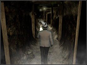 Gdy przejście się otworzy, zabierz leżący na ziemi płaszcz i idź przed siebie - [Akt 4] August 25, 1940 Morning cz.4 | Zło, które żyje pod słońcem - Agatha Christie: Zło, które żyje pod słońcem - poradnik do gry