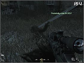 Od tej pory musisz nosić swojego przełożonego, co oznacza, że w trakcie wędrówki będziesz całkowicie bezbronny - Jeden strzał, jeden trup | Solucja Call of Duty 4: Modern Warfare - Call of Duty 4: Modern Warfare - poradnik do gry