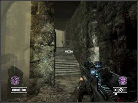 W kilku zakrętach najbliższych korytarzy będzie czekać na ciebie kilka potworów z kuszą - nie daj się wysadzić w powietrze - Out of the Frying Pan... | The Crusades, 1213 | Clive Barkers Jericho - Clive Barkers Jericho - poradnik do gry