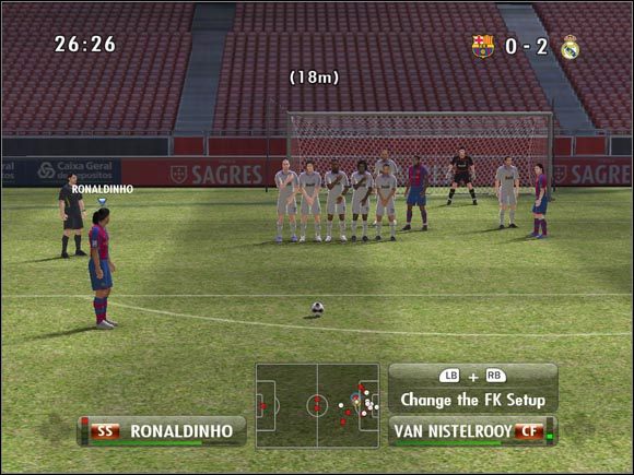 Wykonywane pojedynczo - Rzuty wolne | Stałe fragmenty gry | Pro Evolution Soccer 2008 - Pro Evolution Soccer 2008 - poradnik do gry