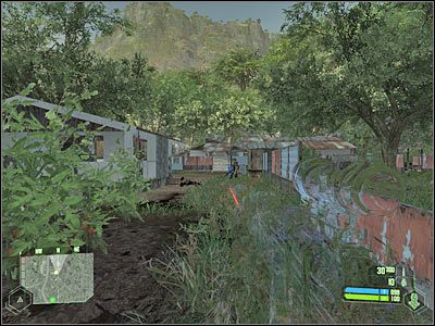 Przeskocz nad płotem i zbliż się do północnego budynku - Crysis: Misja 4, Assault - Pozyskanie dodatkowych informacji - solucja - Crysis - poradnik do gry