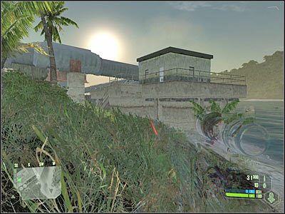 Następnie powinieneś zbliżyć się do magazynu stanowiącego skład broni (screen) - Crysis: Misja 4, Assault - Zniszczenie dział przeciwlotniczych #2 cz.1 - solucja - Crysis - poradnik do gry