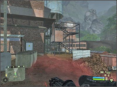 Skieruj się teraz w prawo (screen), aby zbliżyć się do najbardziej wysuniętego na południe budynku - Crysis: Misja 6, Awakening - Zabezpieczenie strefy lądowania - solucja - Crysis - poradnik do gry