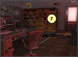 Podejdź do szafy z książkami zlokalizowanej na lewo od drzwi wejściowych - Rozdział I - Rycerskie szlify | Belief & Betrayal Medalion Judasza - Belief & Betrayal: Medalion Judasza - poradnik do gry