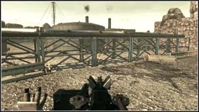 Z braku możliwości dalszej jazdy drogą kierowca zjedzie na teren pobliskiej fabryki - IRAQ - Crude Methods | BlackSite Area 51 - BlackSite: Area 51 - poradnik do gry