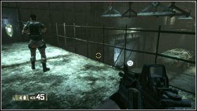 Po zażegnaniu niebezpieczeństwa udaj się na górę (bonus ) metalowymi schodami (można iść również dołem, lecz górna trasa jest znacznie łatwiejsza) i przejdź do dalszej części etapu - IRAQ - Bunker Busters | BlackSite Area 51 - BlackSite: Area 51 - poradnik do gry