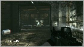 Idąc dalej miniesz pomieszczenie z niebieską folią (bonus ) - IRAQ - W.M.O. M.I.A. | BlackSite Area 51 - BlackSite: Area 51 - poradnik do gry