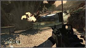 Po pokonaniu niewielkiego odcinka trasy natkniesz się na blokadę (lewe zdjęcie), gdy do tego dojdzie opuść pojazd - QUARANTINE - Homeland Security | BlackSite Area 51 - BlackSite: Area 51 - poradnik do gry