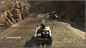 Kolejny fragment etapu na pustyniach Newady zacznie się po minięciu skoczni ze zniszczonego pojazdu - QUARANTINE - Coalition of the Willing | BlackSite Area 51 - BlackSite: Area 51 - poradnik do gry