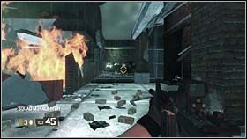 Po nalocie sojuszniczych sił i uśmierceniu głównego sprawcy ataku, przejdź przez zrujnowaną uliczkę w miejscu, gdzie przed momentem znajdował się meteor - RACHEL - ...Fighting Them Over Here | BlackSite Area 51 - BlackSite: Area 51 - poradnik do gry