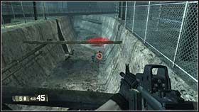 Natkniesz się tam na wąską kładkę prowadzącą nad kanałem - RACHEL - Quagmire | BlackSite Area 51 - BlackSite: Area 51 - poradnik do gry