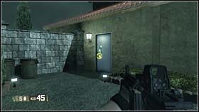 Po krótkiej rozmowie niszcząc pobliski dom wyłoni się dżdżownico-podobny potwór - RACHEL - Eminent Domain | BlackSite Area 51 - BlackSite: Area 51 - poradnik do gry