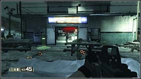 z pobliskich drzwi wybiegną kolejni napastnicy - RACHEL - Somebody call FEMA | BlackSite Area 51 - BlackSite: Area 51 - poradnik do gry