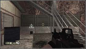 Pierwszy pożądany przedmiot znajduje się pod schodami, na tyłach zbrojowni - baru z tabliczką amory - COUNTER-INSURGENCY - Rules of Engagments (bonusy) | BlackSite Area 51 - BlackSite: Area 51 - poradnik do gry